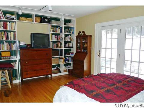 208 Dewitt Rd, Syracuse, NY 13214 photo 11