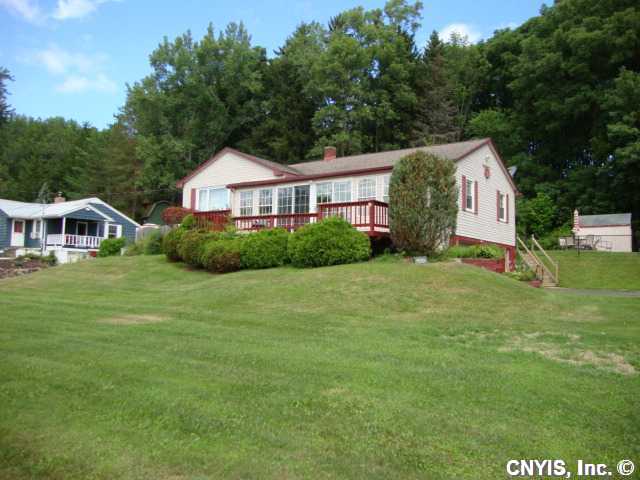 2265 W Genesee Rd, Baldwinsville, NY 13027 photo 1