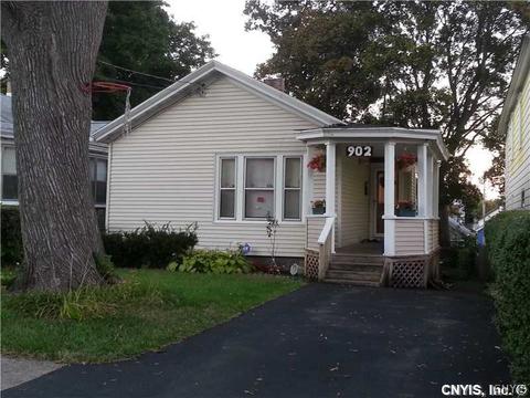 902 Spring St, Syracuse, NY 13208 photo 1