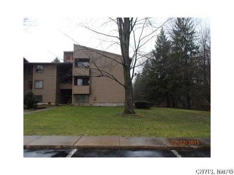 106 Watertree Dr, East Syracuse, NY 13057 photo 1