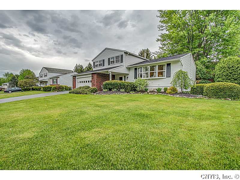 2248 Mott Rd, Baldwinsville, NY 13027 photo 1