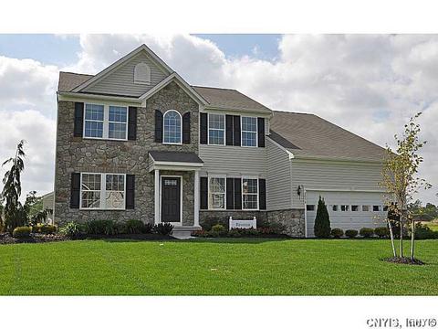 141 Brinan Fields Run, Manlius, NY 13104 photo 1