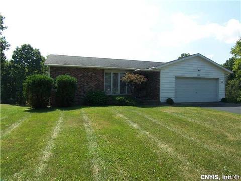4052 The Trl, Oneida, NY 13421 photo 1