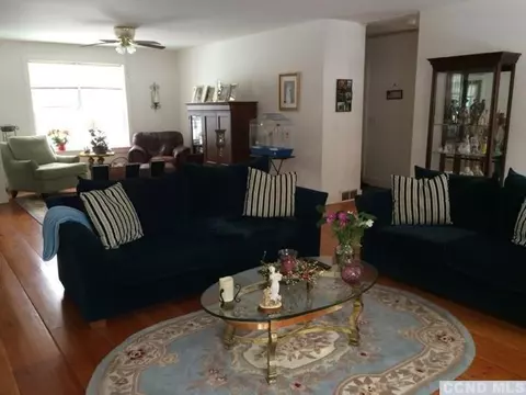 27 Ann Pl, Valatie, NY 12184 photo 9