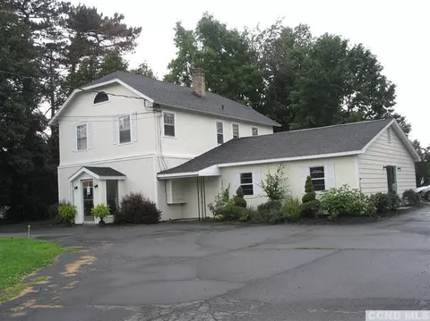 86 Broad St, Kinderhook, NY 12106 photo 1