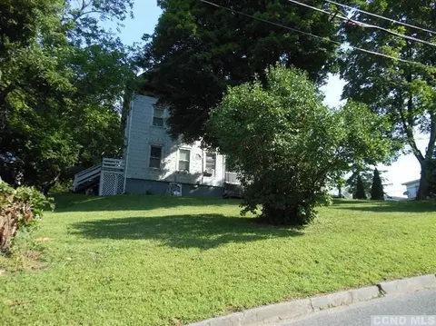 65 Summit Ave, Catskill, NY 12414 photo 2