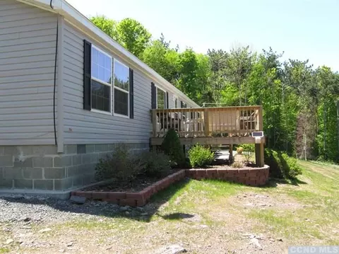 937 Cunningham Rd, Durham, NY 12422 photo 2