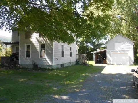 111 Maple Ave, Middleburgh, NY 12122 photo 3