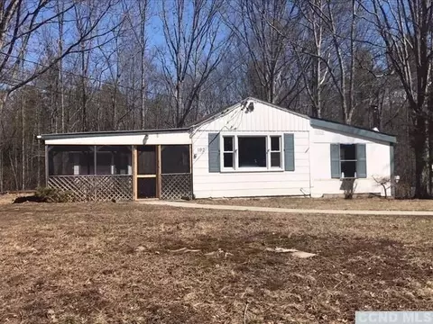 192 Maple Ave, Cairo, NY 12413 photo 2