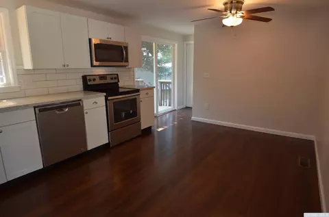 17 Kent Rd, Red Hook, NY 12571 photo 4