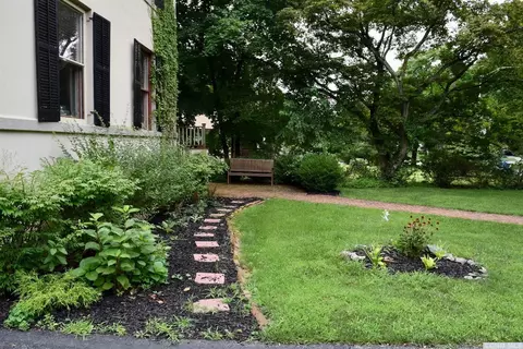 21 Dwight St, Poughkeepsie, NY 12590 photo 3