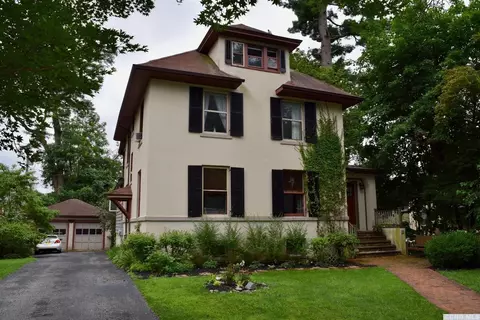 21 Dwight St, Poughkeepsie, NY 12590 photo 37