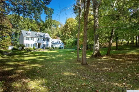 79 Deer Run Rd, Red Hook, NY 12571 photo 1