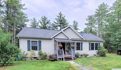 33 Pine St, Cairo, NY 12413 photo 1