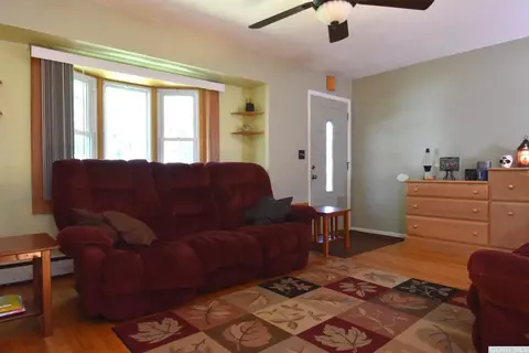 7 Kent Rd, Red Hook, NY 12571 photo 7