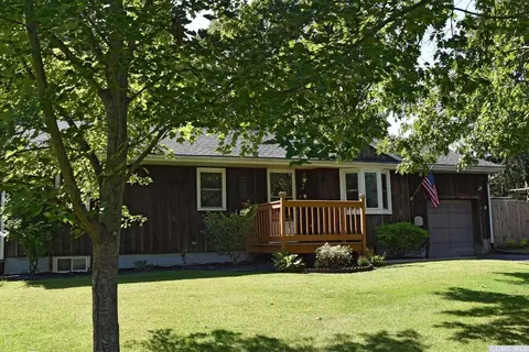 7 Kent Rd, Red Hook, NY 12571 photo 19