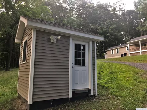 239 Holsapple Rd, Dover, NY 12522 photo 2