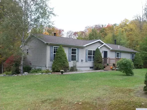 32 Norton Rd, Austerlitz, NY 12017 photo 2