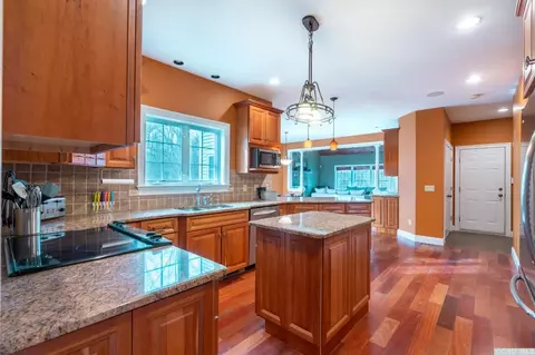 74 Williams Rd, Red Hook, NY 12571 photo 9