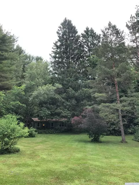 33 E Hill Rd, Austerlitz, NY 12017 photo 2