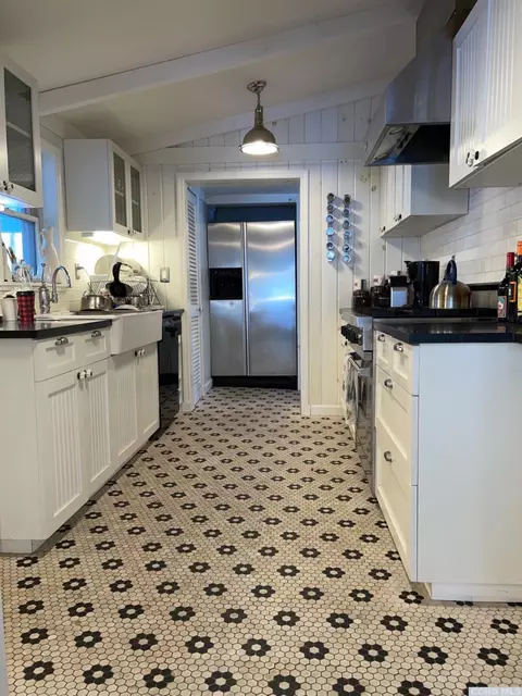 33 E Hill Rd, Austerlitz, NY 12017 photo 4