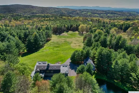 286 Beale Rd, Austerlitz, NY 12017 photo 1