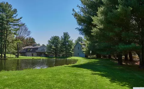 286 Beale Rd, Austerlitz, NY 12017 photo 4