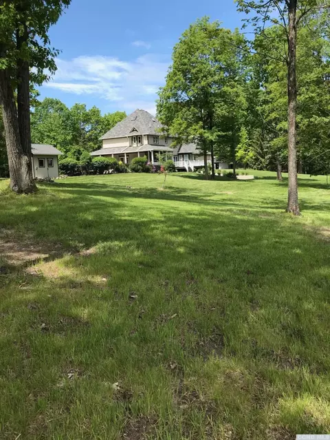 82 Fairway Dr, Kinderhook, NY 12106 photo 10