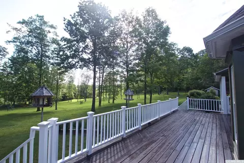 82 Fairway Dr, Kinderhook, NY 12106 photo 13