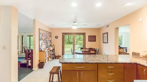 179 E Willets Dr, Red Hook, NY 12571 photo 17