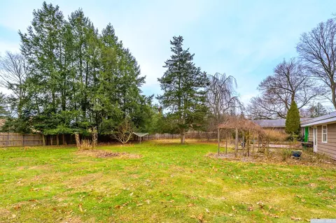 47 Broad St, Kinderhook, NY 12106 photo 34