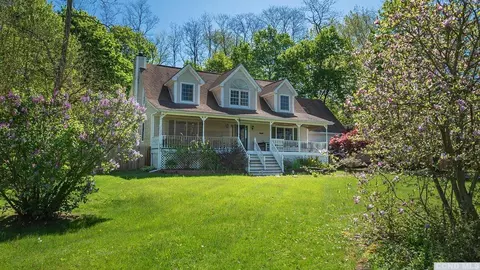11 Davis, Poughkeepsie, NY 12603 photo 2