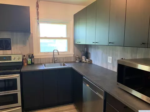 4 First St, Catskill, NY 12414 photo 9