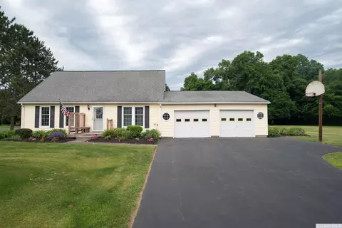 13 Catskill View Dr, Kinderhook, NY 12106 photo 28