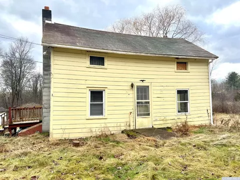 457 County Route 8, Germantown, NY 12526
