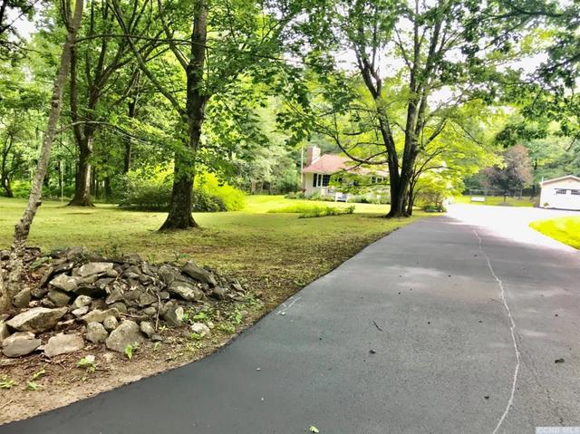 195 Woodard Rd, East Durham, NY 12423