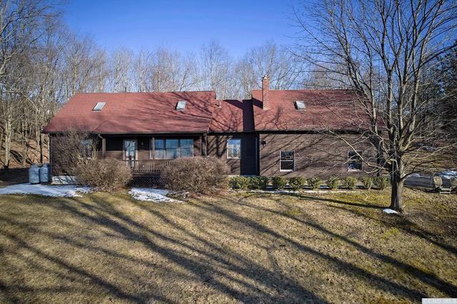 107 Westview Dr, Ghent, NY 12075