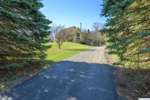60 Link Rd, Ghent, NY 12075