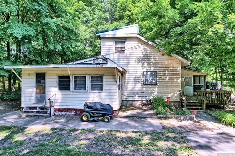10 Rose Ln, Catskill, NY 12414 photo 2