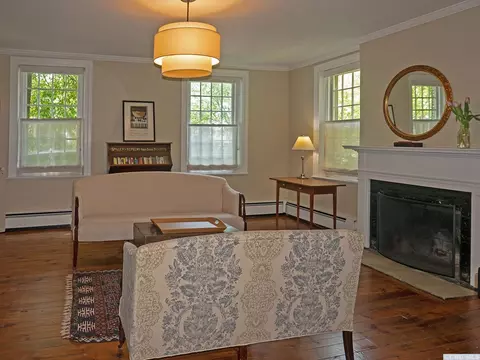 13 Hudson St, Kinderhook, NY 12106 photo 4