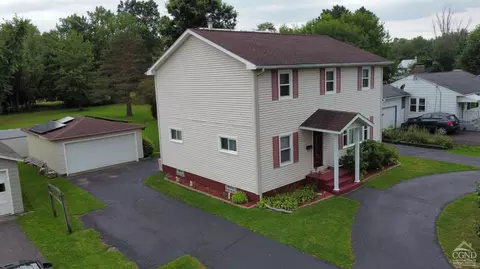 33 Sunset, Coxsackie, NY 12051