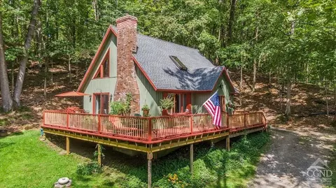 1299 Lakeview, Copake, NY 12516