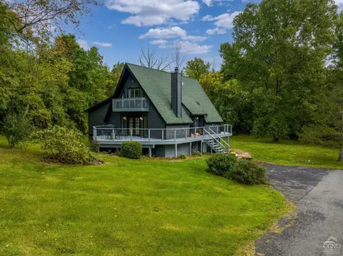 280 Howard Hall Rd, Athens, NY 12015