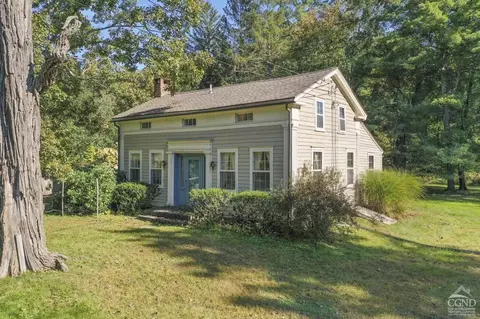 1870 Red Rock Rd, Chatham, NY 12037