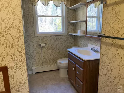 71 Kinderhook Ave, Kinderhook, NY 12106 photo 8