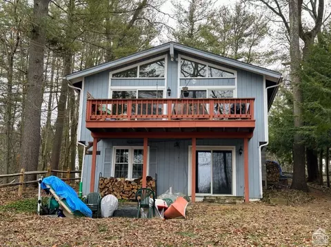 1242 Lakeview Rd, Copake, NY 12516