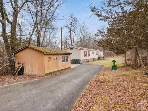 733 Potic Mountain Rd, Catskill, NY 12414 photo 3