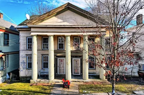 19 S 21 S Franklin St, Athens, NY 12015