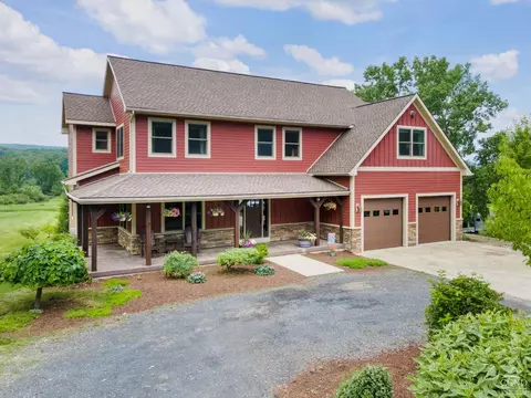 17 Straight Ln, New Scotland, NY 12067