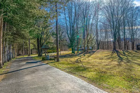 368 Union Center Rd, Ulster Park, NY 12487